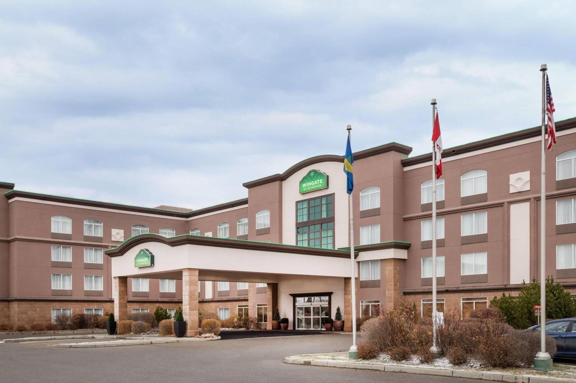 Hotel Wingate By Wyndham Calgary South Exterior foto